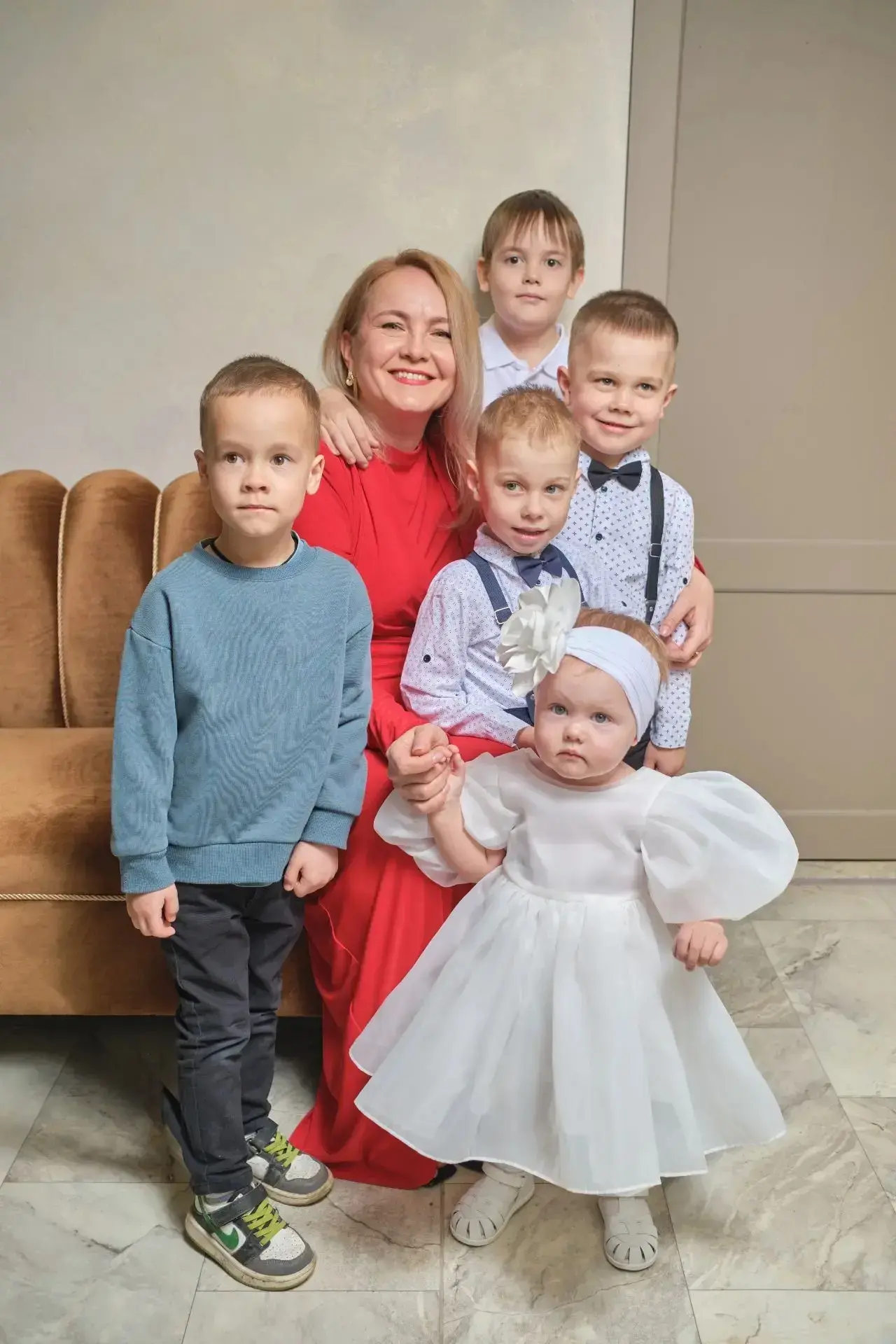 …Когда нас не станет, мы будем петь голосами своих детей!…

поздравляем вас С ДНЕМ ЗАЩИТЫ ДЕТЕЙ!

Пу