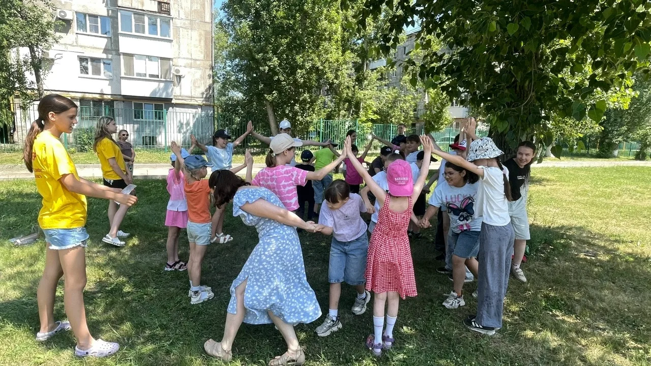 В рамках празднования Дня России в МБОУ «Школа № 24» г. о. Самара Совет Первых первичного отделения 