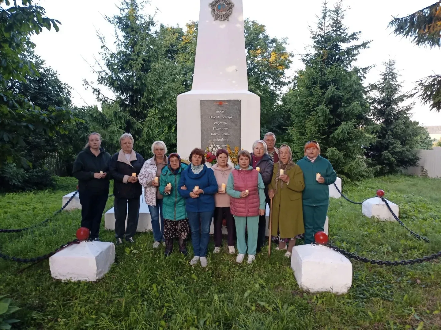 22 июня – день, когда рассвет окрасился не в золотые тона надежды, а в зловещие оттенки войны. В это