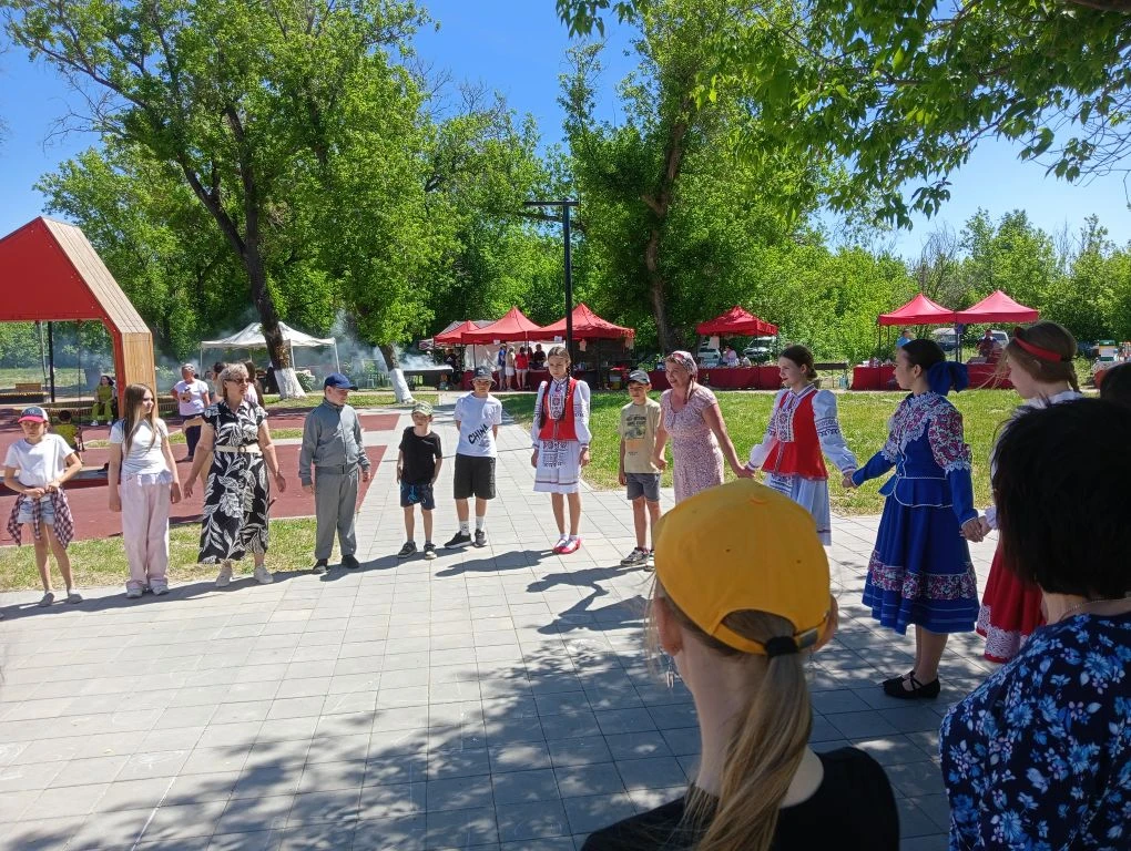✅24 мая в парке культуры и отдыха «Заречный» города Абдулино прошел областной фестиваль русской куль
