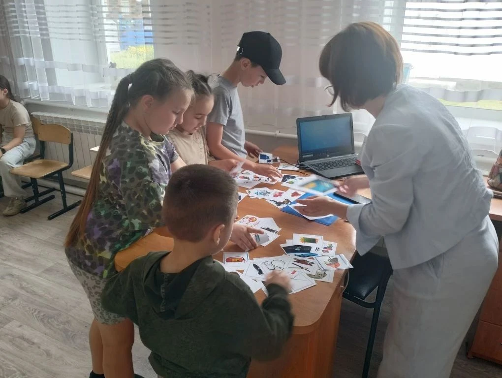 Виртуальная экскурсия «Погружение в профессию»
на ООО «Фабрика Фрост»

05.06.2026г. Центром занятост