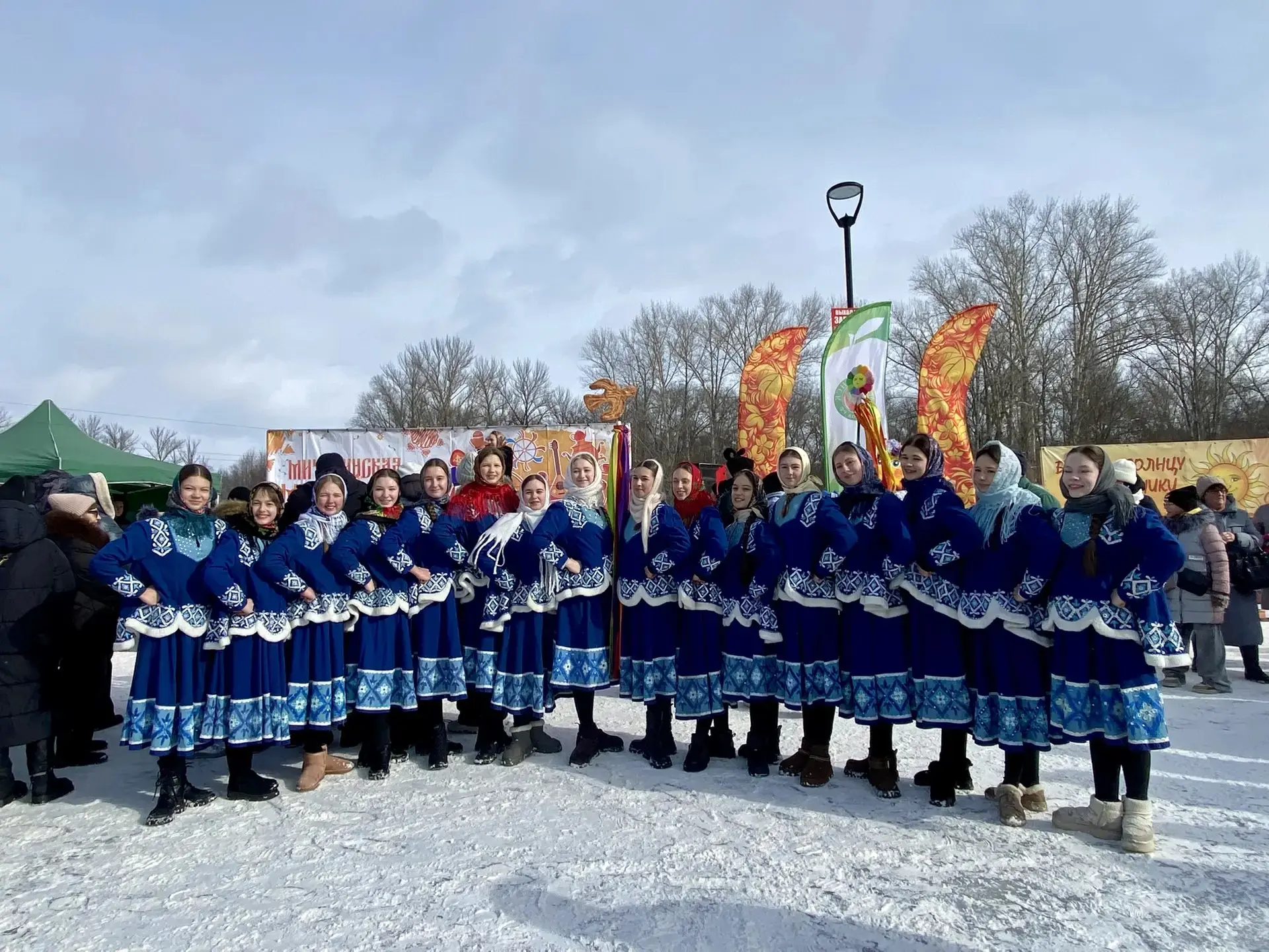 Наши девочки приняли участие в городских гуляниях на проводах Масленицы💕
Прекрасное погода, народны