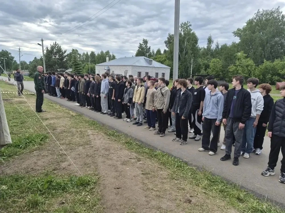 🎖️ Военные сборы: опыт, который закаляет характер!

Ученики 10‑го класса успешно прошли этап военны