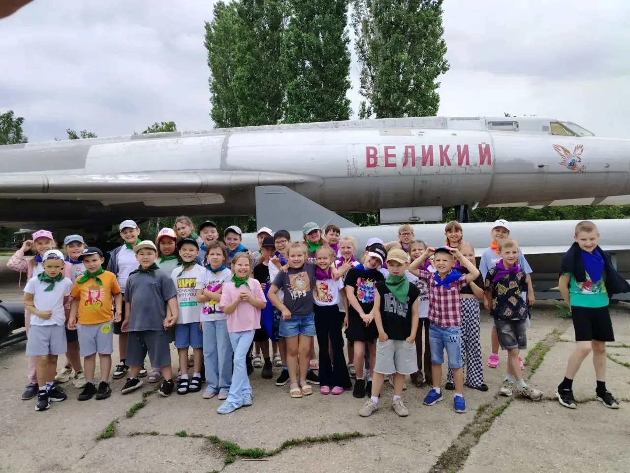 🦸‍♂️🦸‍♀️ Пришкольный лагерь «Ласточки»: квест в Парке Победы!

Вчера воспитанники пришкольного лаг