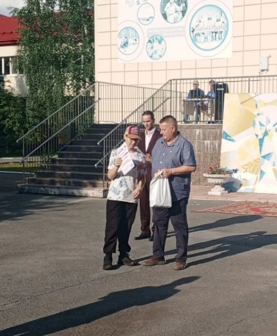 Линейка закрытия смены.
Наш отряд стал САМЫМ АКТИВНЫМ в младшей возрастной категории 🎉🎉🎉🎉✨✨✨✨✨✨✨
