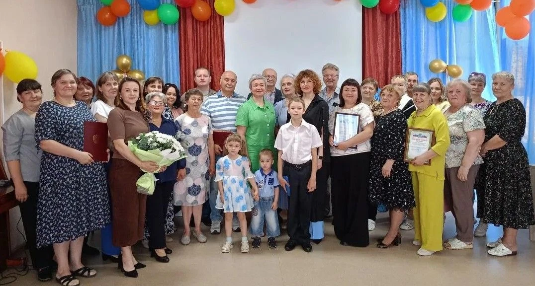 Сегодня, 8 июня, мы отмечаем День социального работника -праздник тех,кто каждый день дарит заботу, 