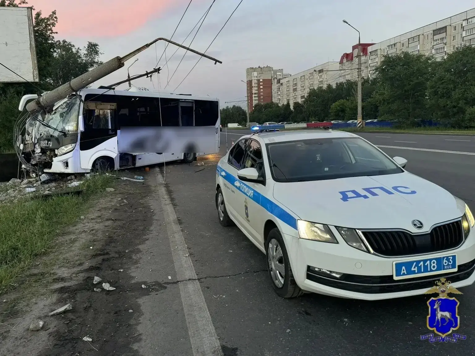 🚌 Пассажирский автобус протаранил столб в Тольятти
 
По информации областного ГУ МВД, ДТП произошло
