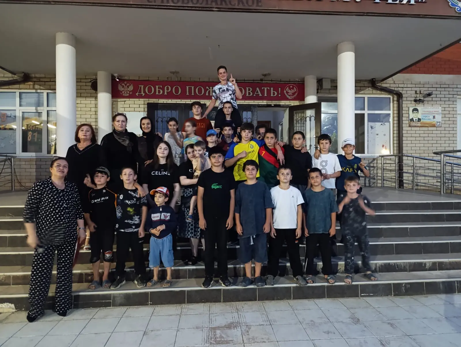 🔴В Новолакском районе продолжаются летние досуговые мероприятия

Работники Управления Культуры пров