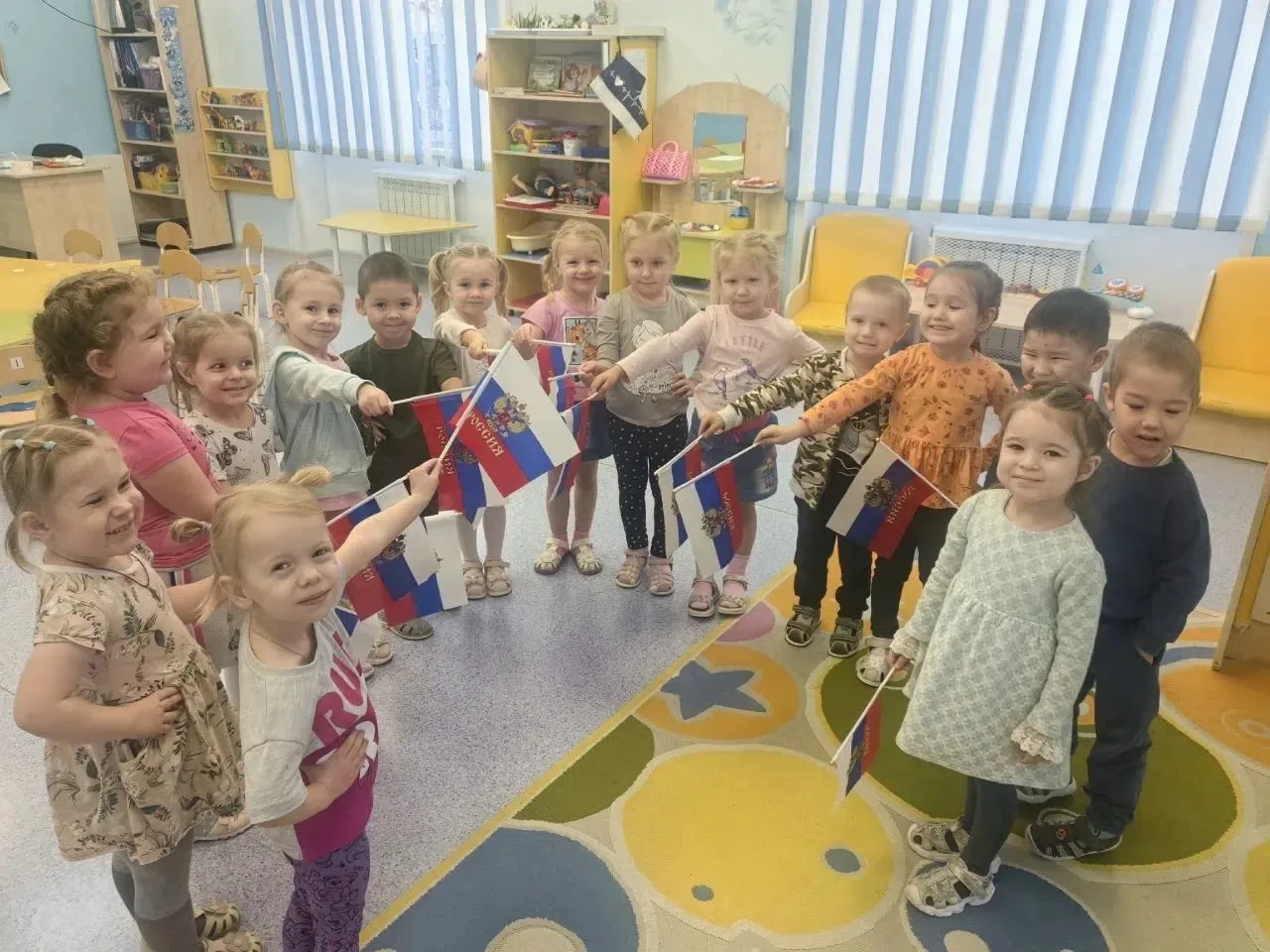 День России или забота о будущем? Почему это одно и то же!🇷🇺

Россия-матушка – страна, где величие