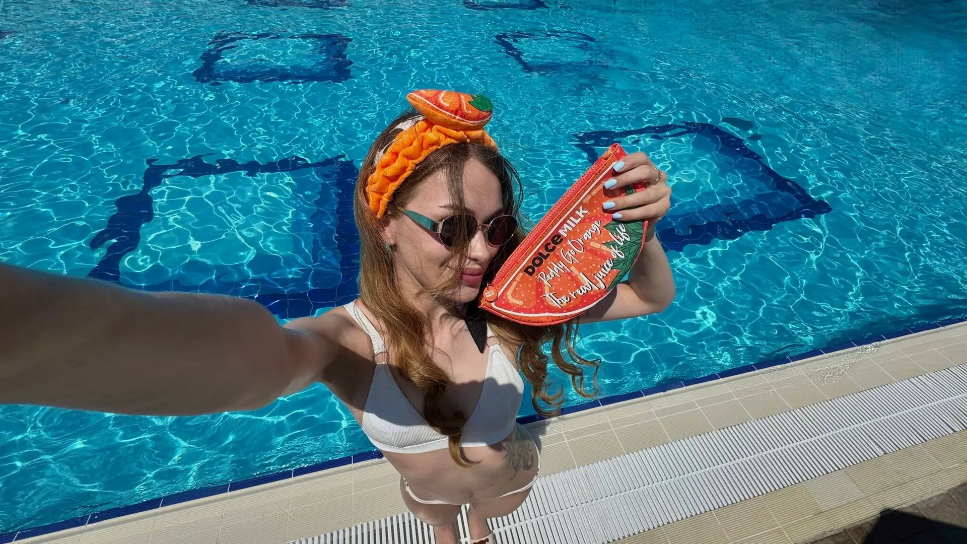 Новинка от DOLCE MILK — косметички-дольки, которые выглядят так, будто их случайно забрали с самого 