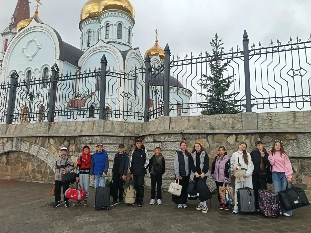🏆Сегодня наши ребята отправились покорять спортивные вершины! Две команды нашей школы выехали на со