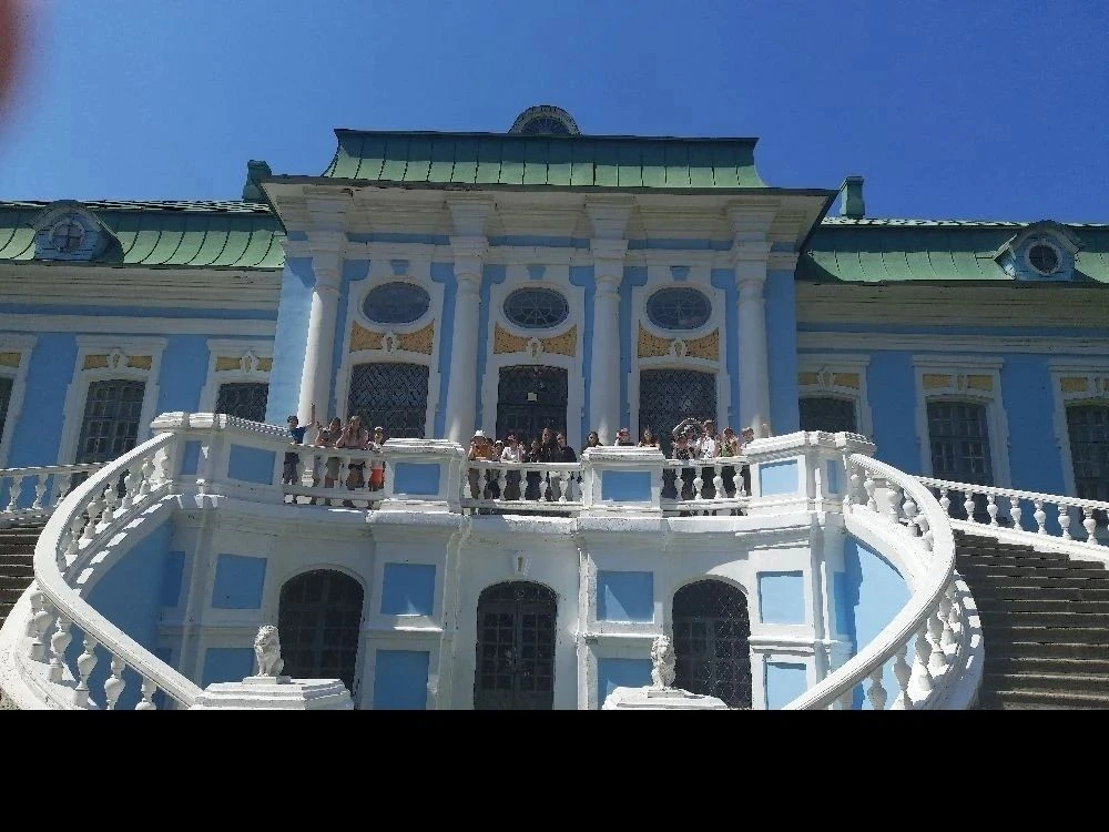 Вслед за 6-м (теперь уже) «А» в Хмелиту отправился 6-й «Б»! Ребята вернулись, полные впечатлений, и 