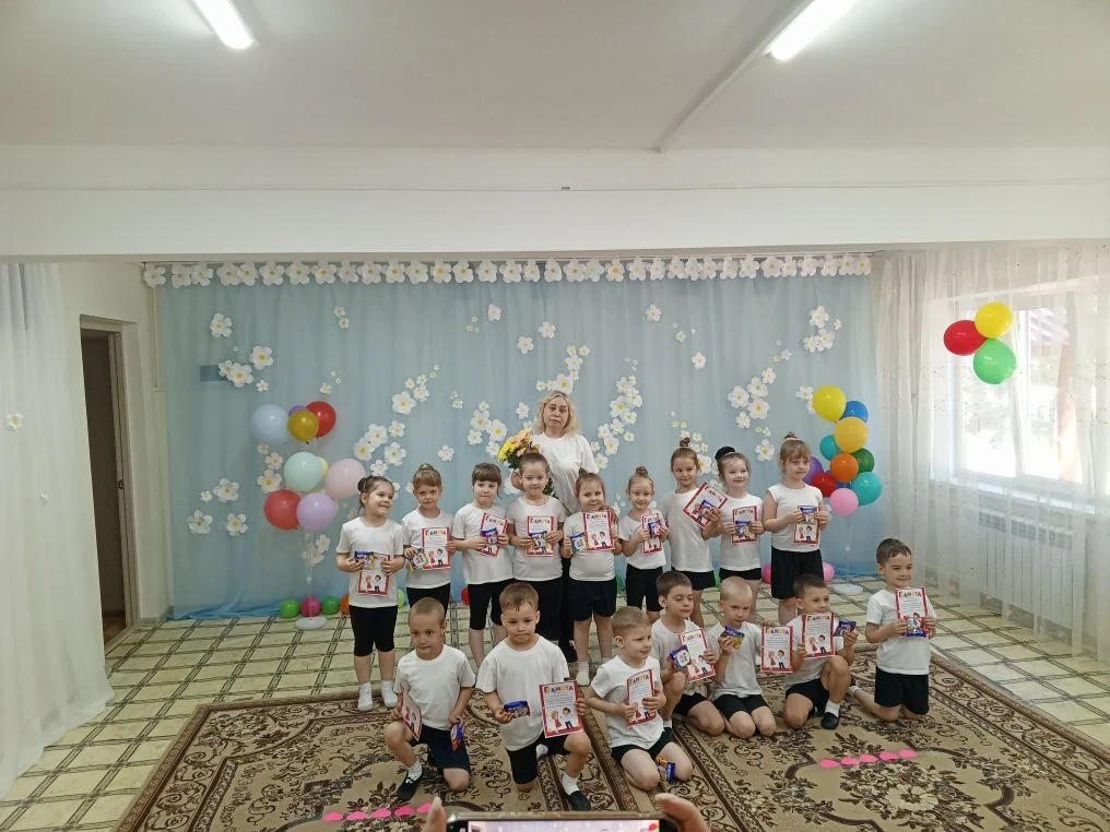Танцуем с пользой!🌺🌺
27 мая состоялось долгожданное событие – отчетный концерт кружка «Танцы и ней
