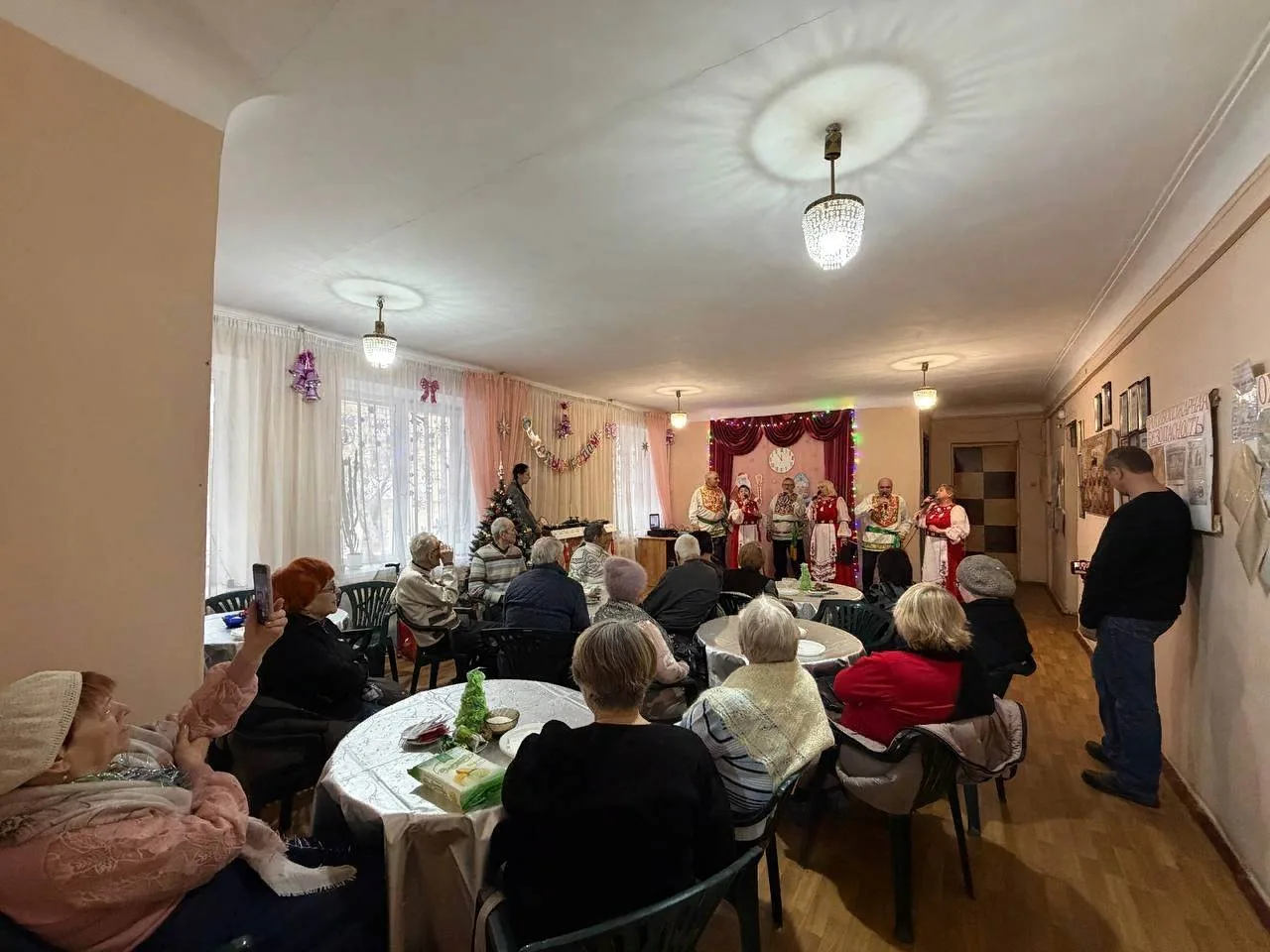 #ЦНТ_декабрь_2025
#НовогодниеМеропрития
#НовыйГод2026уВорот
#АктивноеДолголетие
В преддверии Нового 