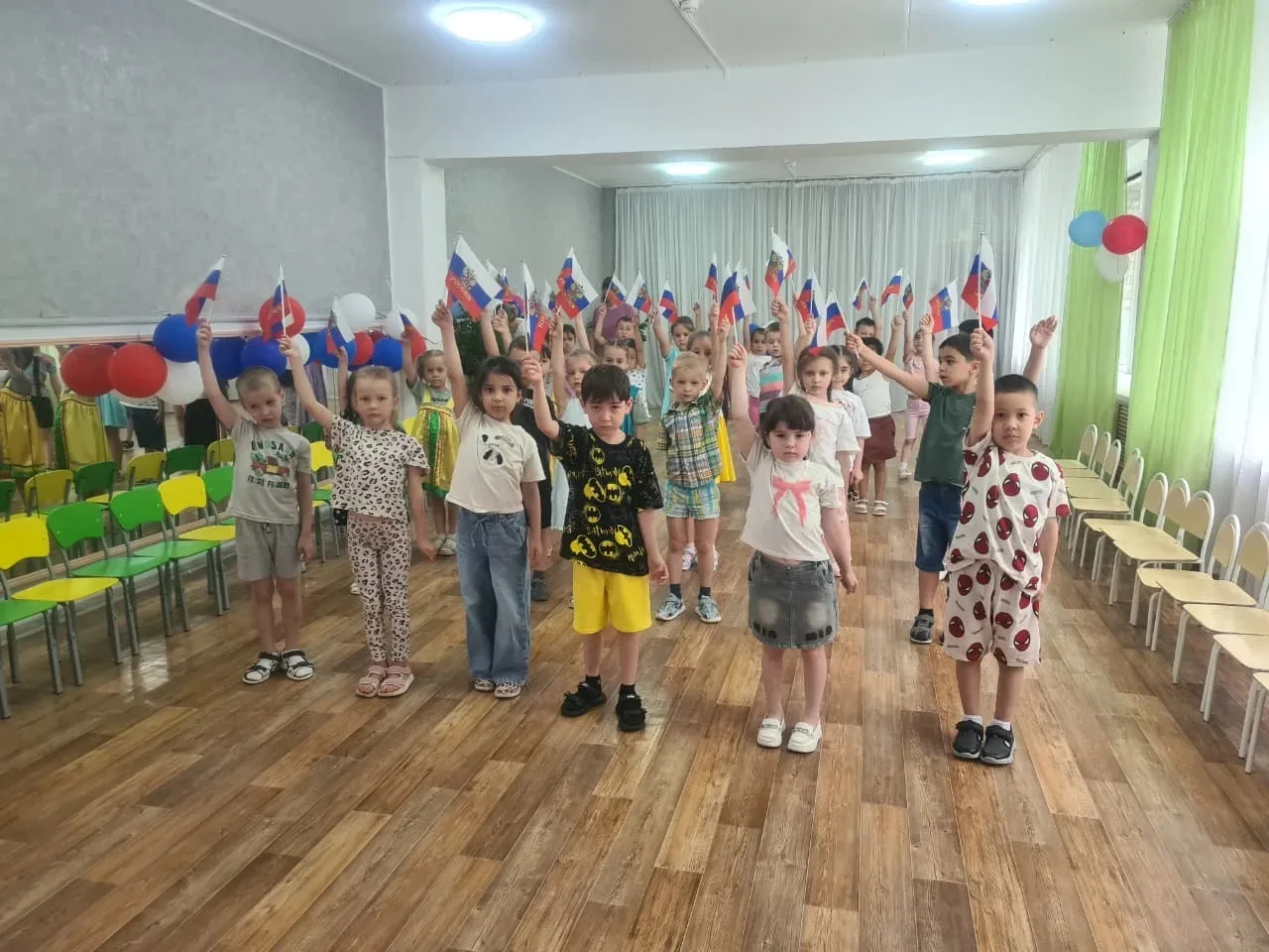 🇷🇺 Сегодня в нашем дошкольном учреждении прошло праздничное мероприятие посвященное  Дню России .М