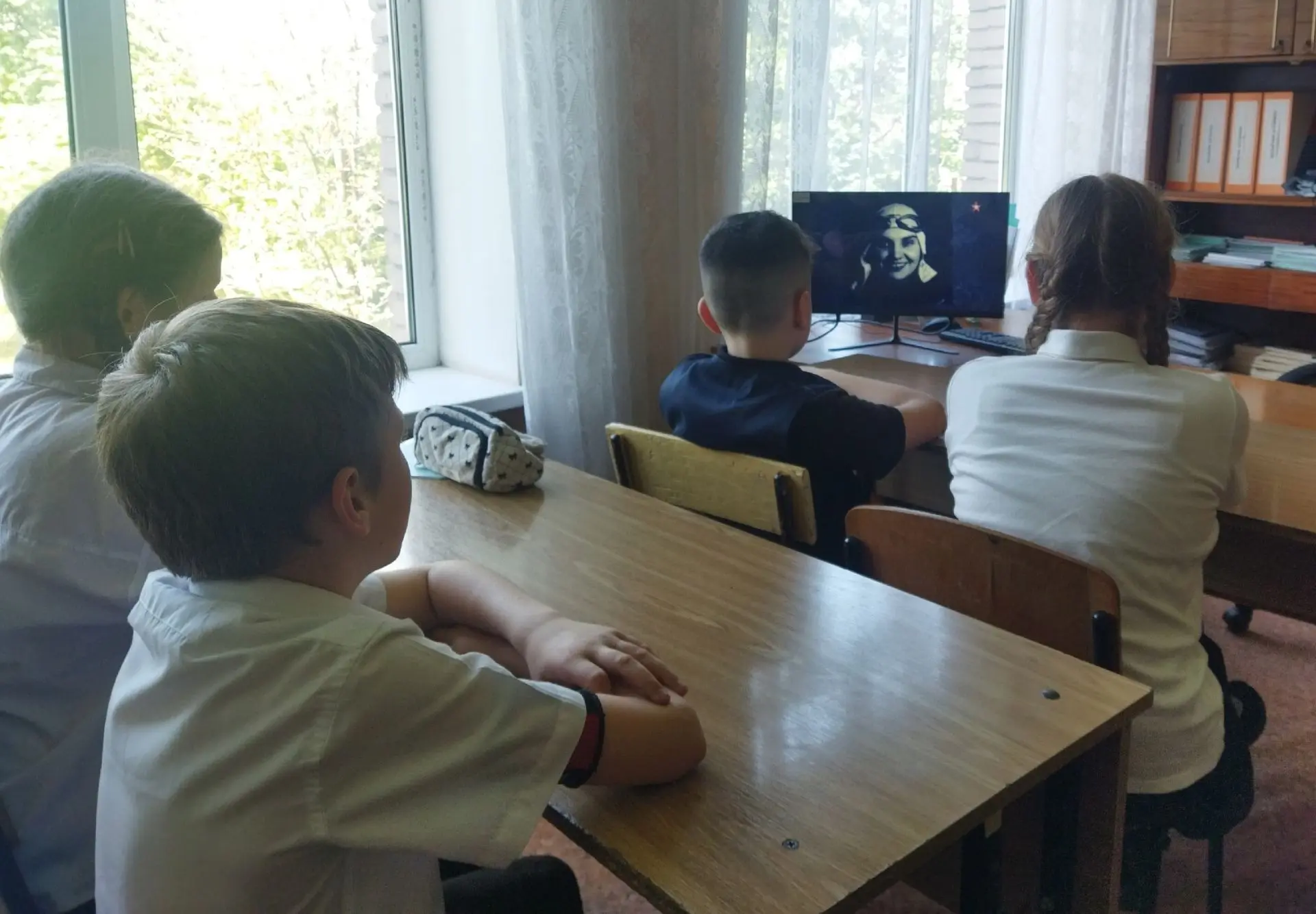 В последние дни мая, в памках проекта кинолекторий, учащиеся 5 класса посмотрели документальный филь