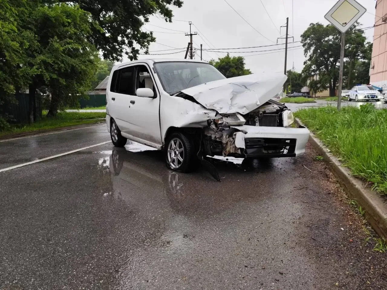🚗⚠️ В Уссурийске три человека пострадали в ДТП на перекрёстке

Авария произошла на нерегулируемом п