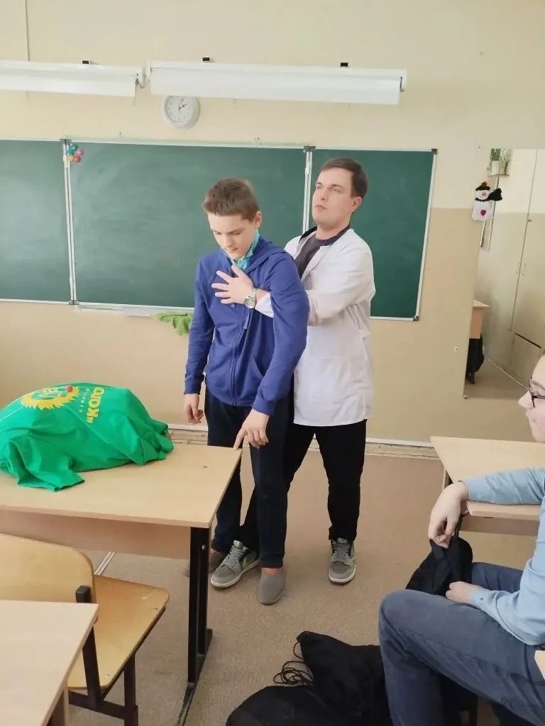 Студенты ФГБУ ВО Кировского ГМУ Минздрава России города Кирова кафедры безопасности жизнедеятельност