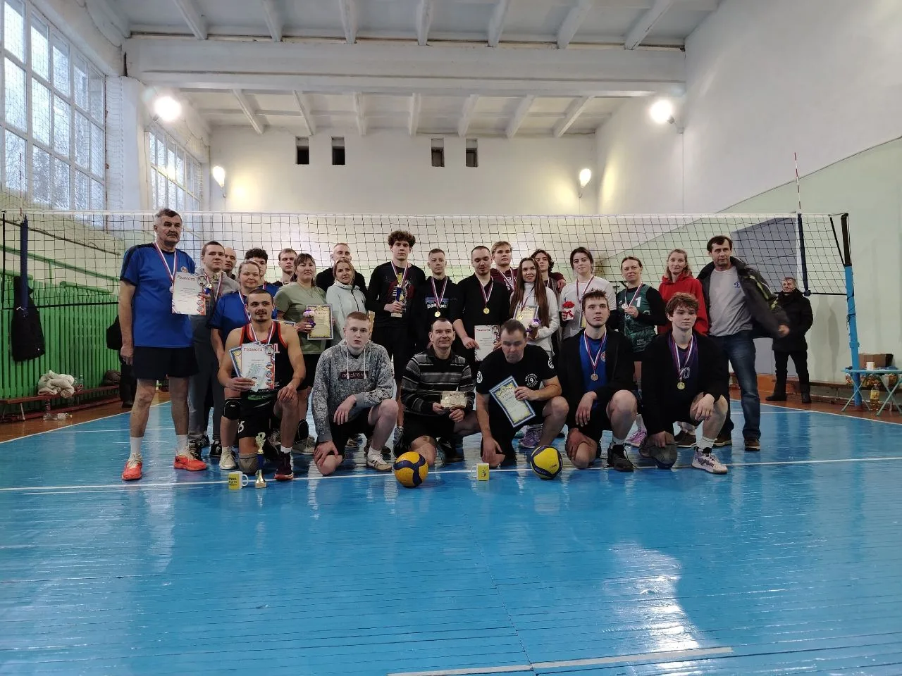 Завтра в ДЮСШ состоится турнир по волейболу среди смешанных команд  посвящённый Году Единства народо