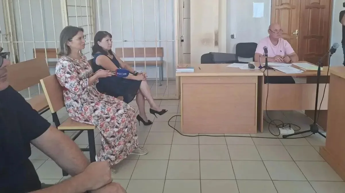 Суд в Бузулуке окончательно оправдал заведующую детским садом, которая била девочку по лицу 

Напомн