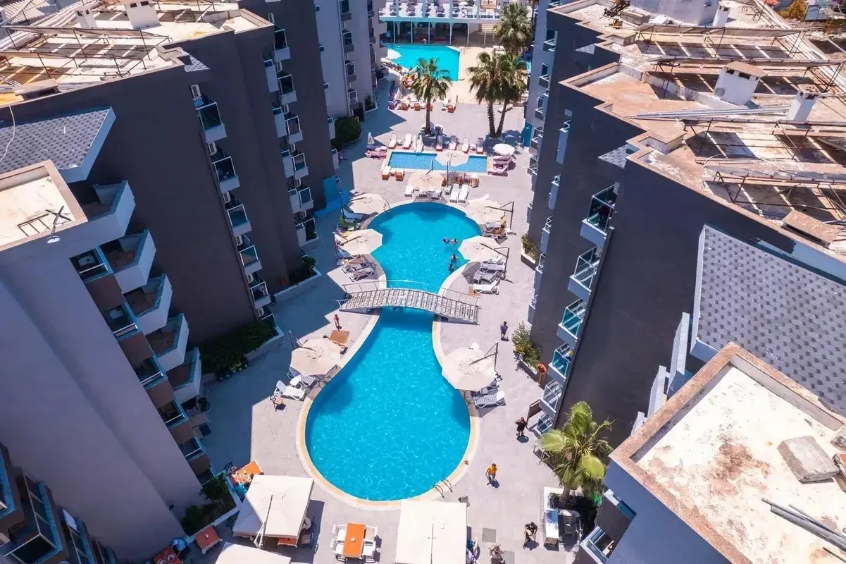 🔥 ГОРЯЩИЙ ТУР НА ХАЙНАНЬ
Санья • Palm Beach Resort & Spa 4⭐
📅 7 ночей / 8 дней • Вылет 25 июня 202