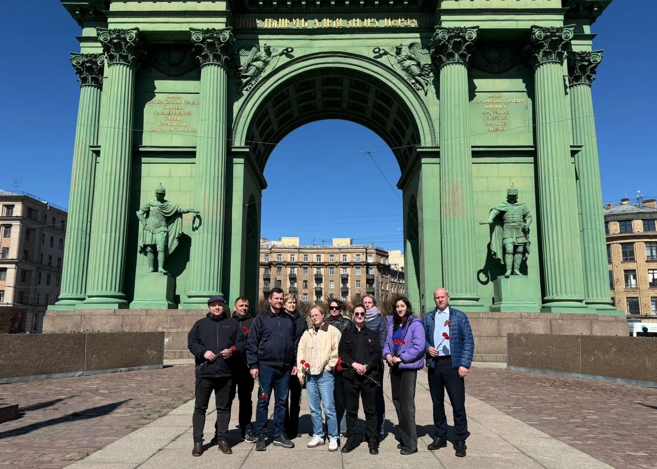 В канун 81‑й годовщины Великой Победы 

Коллектив СПб ГКУ «Ленводхоз» принял участие в торжественном