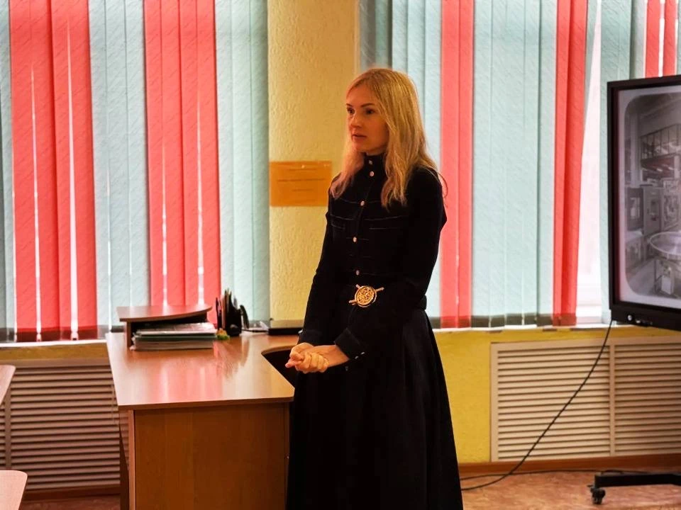 Сегодня на внеурочном занятии «Разговоры о важном» состоялась встреча министра промышленности, инвес