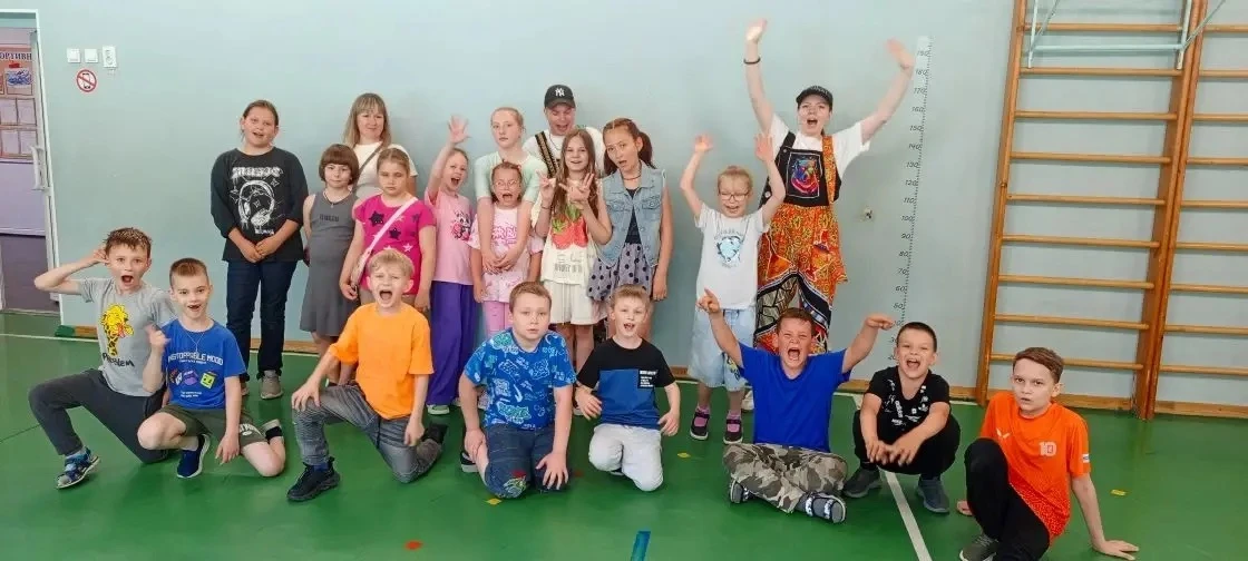 «Мы — Россия»: как мы искали богатырскую силу и нашли удаль молодецкую! 💪🇷🇺

10 июня в МАОУ СШ 58