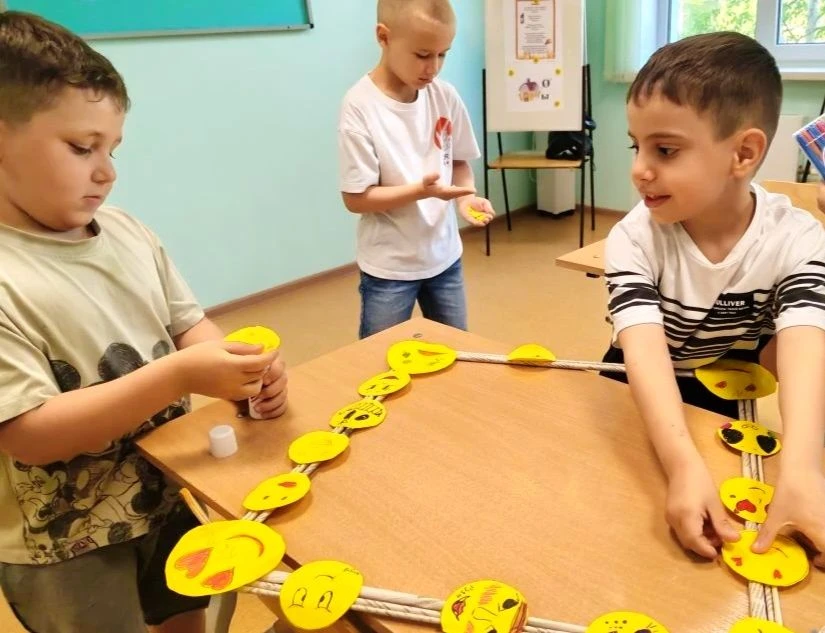 Лето с пользой
В Протоне дни проходят  под девизом: «Успеваем всё!» 🍃

🧠 Играли, тренировали памят