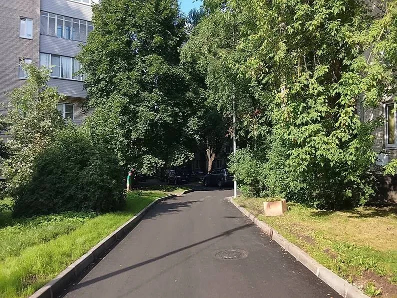 Более 30 петербургских дворов уже преобразились в этом сезоне

Кроме того, инспекторы ГАТИ зафиксиро