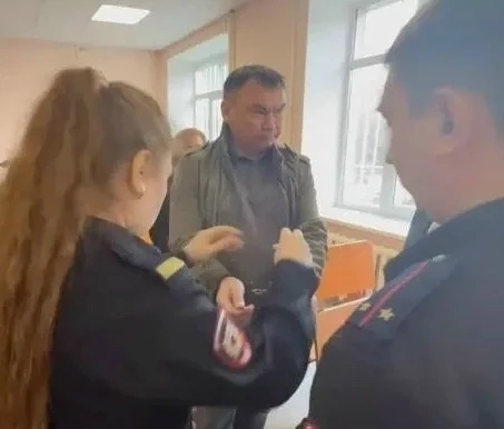 ⚡ СМЕРТЬ В КАМЕРЕ: В СТЕРЛИТАМАКСКОМ СИЗО СКОНЧАЛСЯ ОСУЖДЕННЫЙ ЗА ВЗЯТКИ ЭКС-ГЛАВА ОБЭП!

В СИЗО Сте