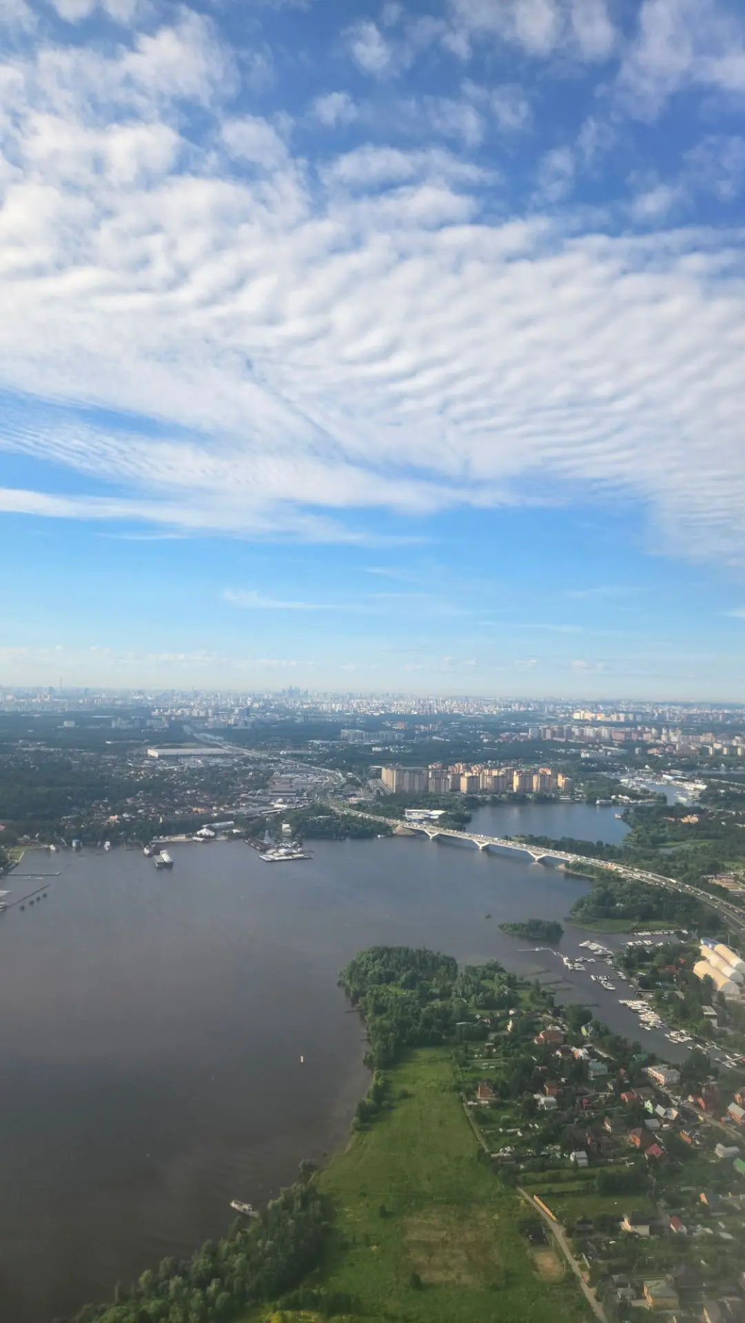 Спасибо всем, кто за меня "болел". Я долетела очень удачно и точно по расписанию ♥️

Сейчас лето и м
