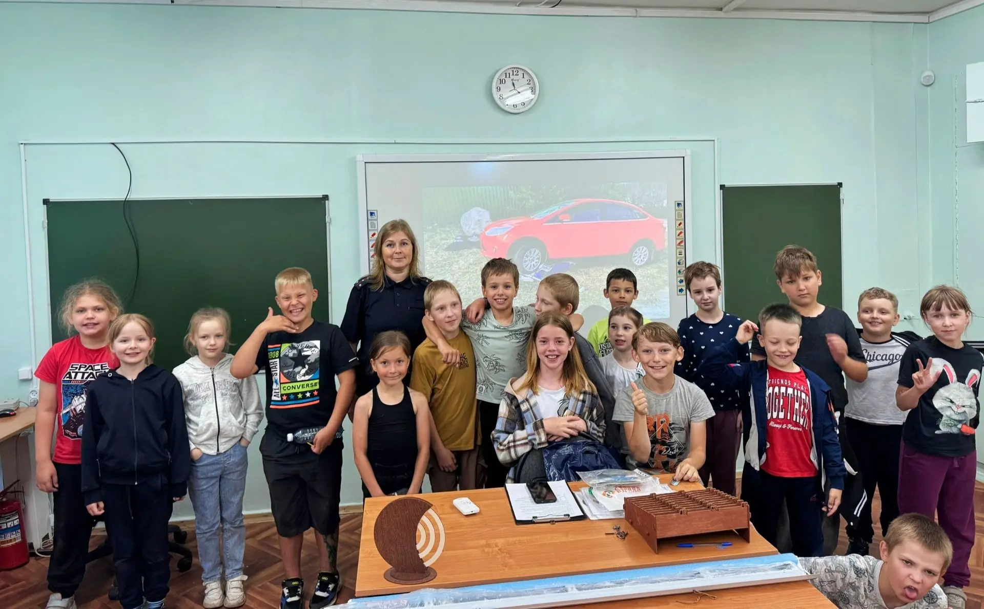 🌞 Летний лагерь в школе

🚦 17 июня утро в нашем гражданско-патриотическом лагере началось с важног
