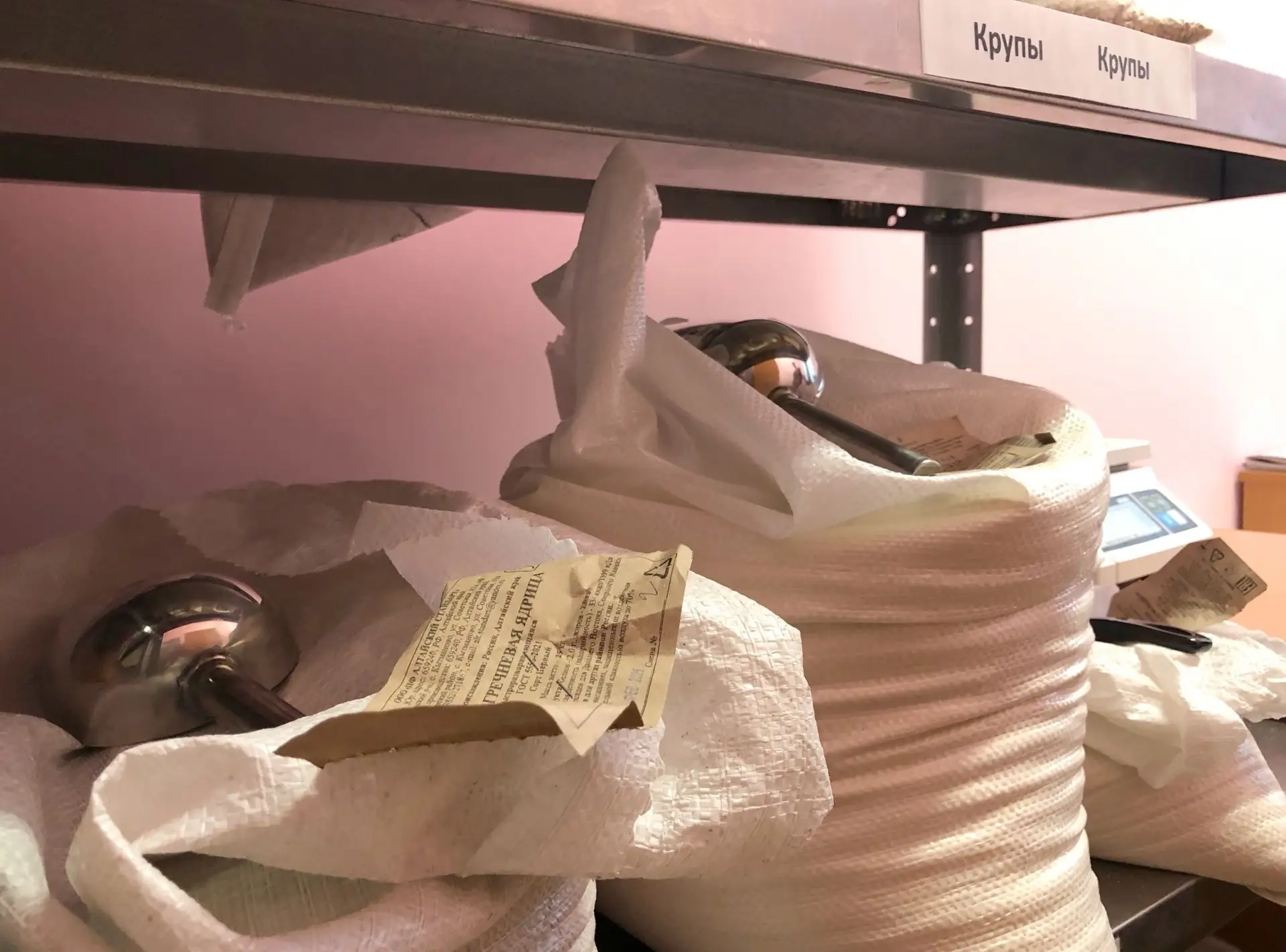 Контроль за хранением круп в детских садах — важная часть обеспечения безопасности пищевых продуктов