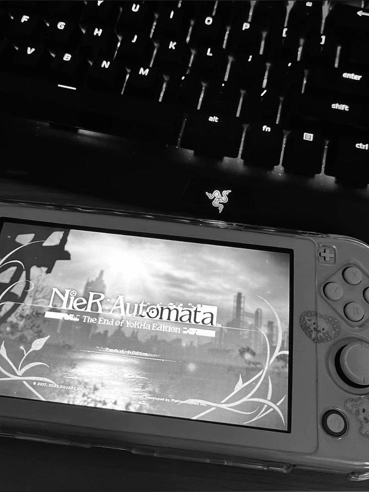 ВНИМАНИЕ. РОЗЫГРЫШ NINTENDO SWITCH LITE.

Да. Мы дошли до того уровня, когда разыгрываем консоль.

У