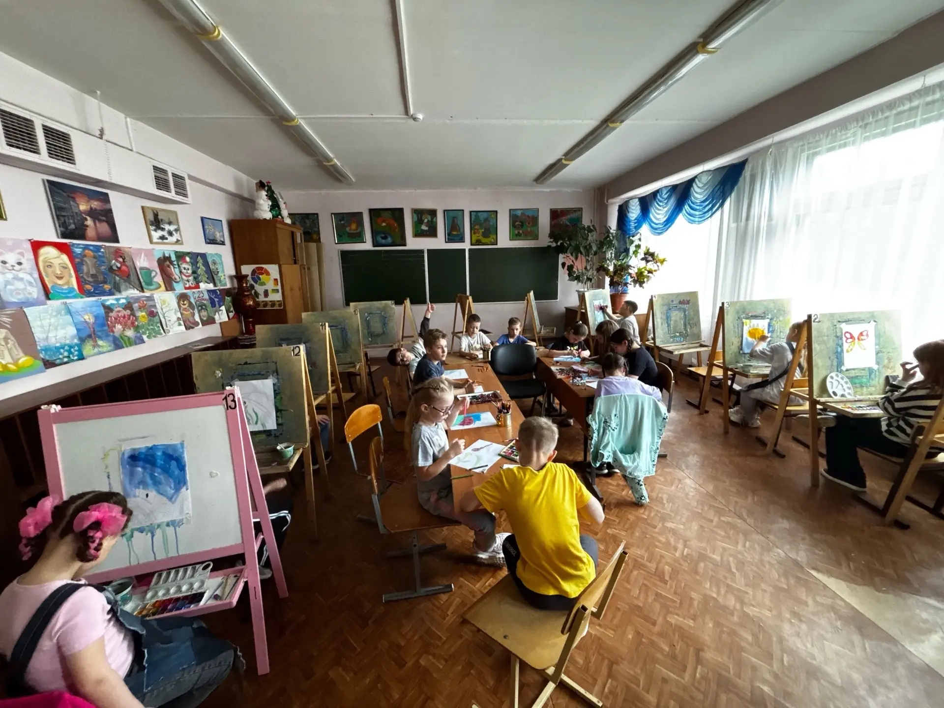 ☀️ Четвёртый день школьного лагеря: активность, знания и творчество! ☀️
Сегодняшний день получился н