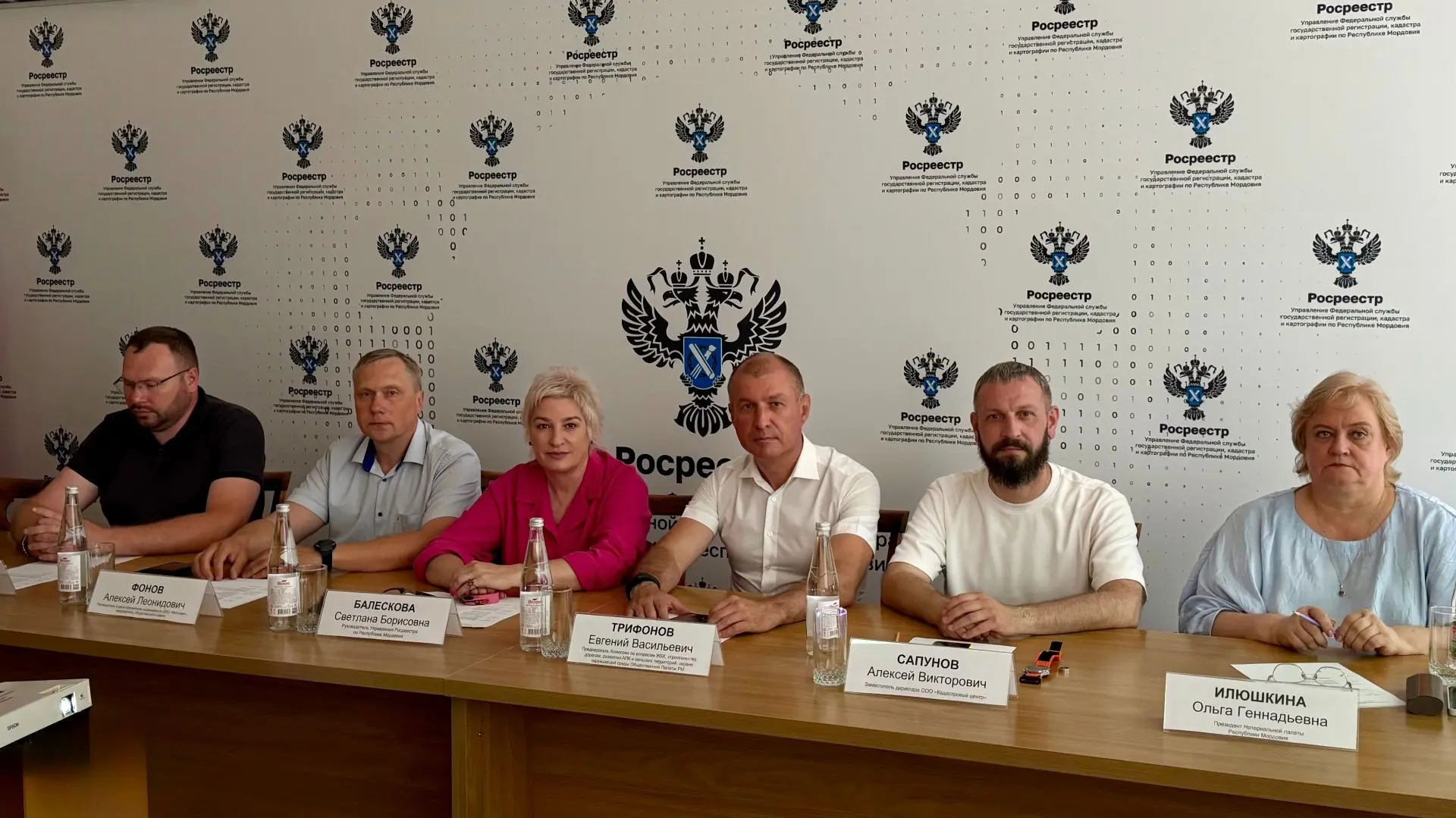 #РосреестрВМЕСТЕ
✅ В Управлении Росреестра по Республике Мордовия провели заседание Общественного со