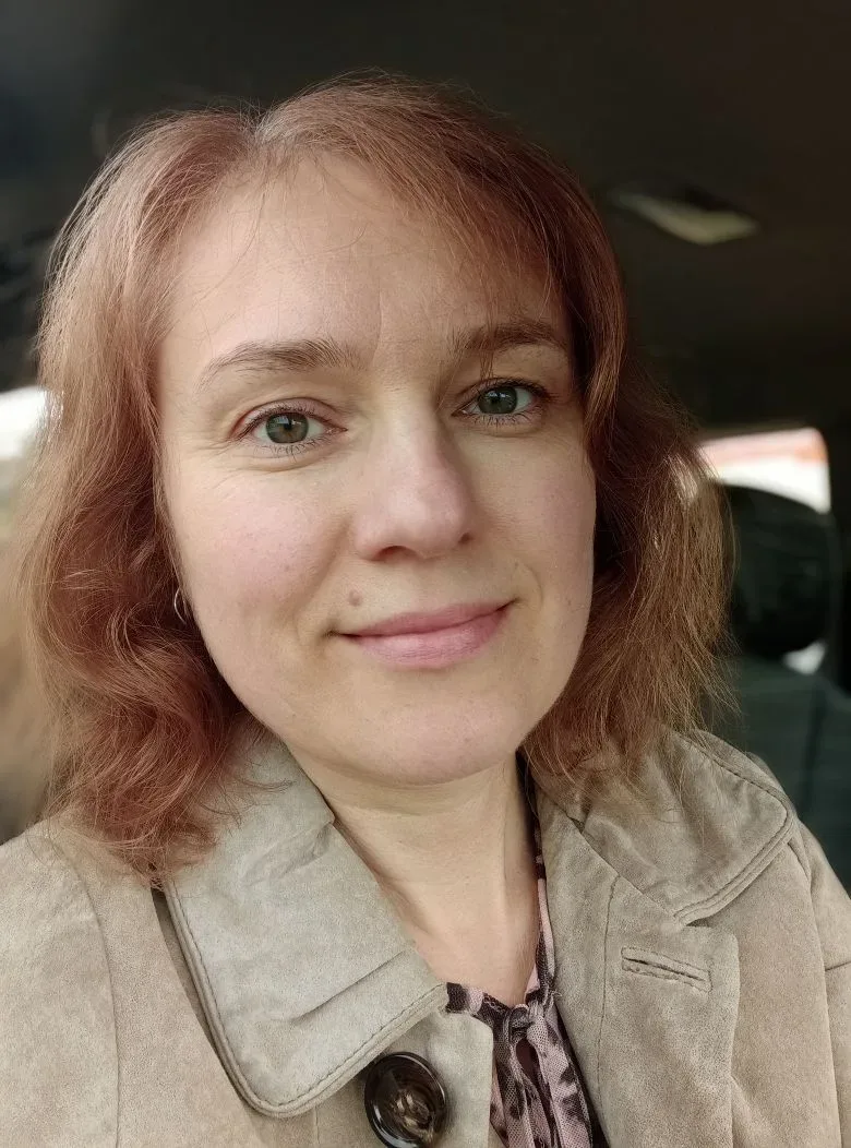 Здравствуйте, давайте познакомимся 🌹

Рада видеть вас в своем канале “БИЗНЕС ДВИЖ” — про маркетинг,