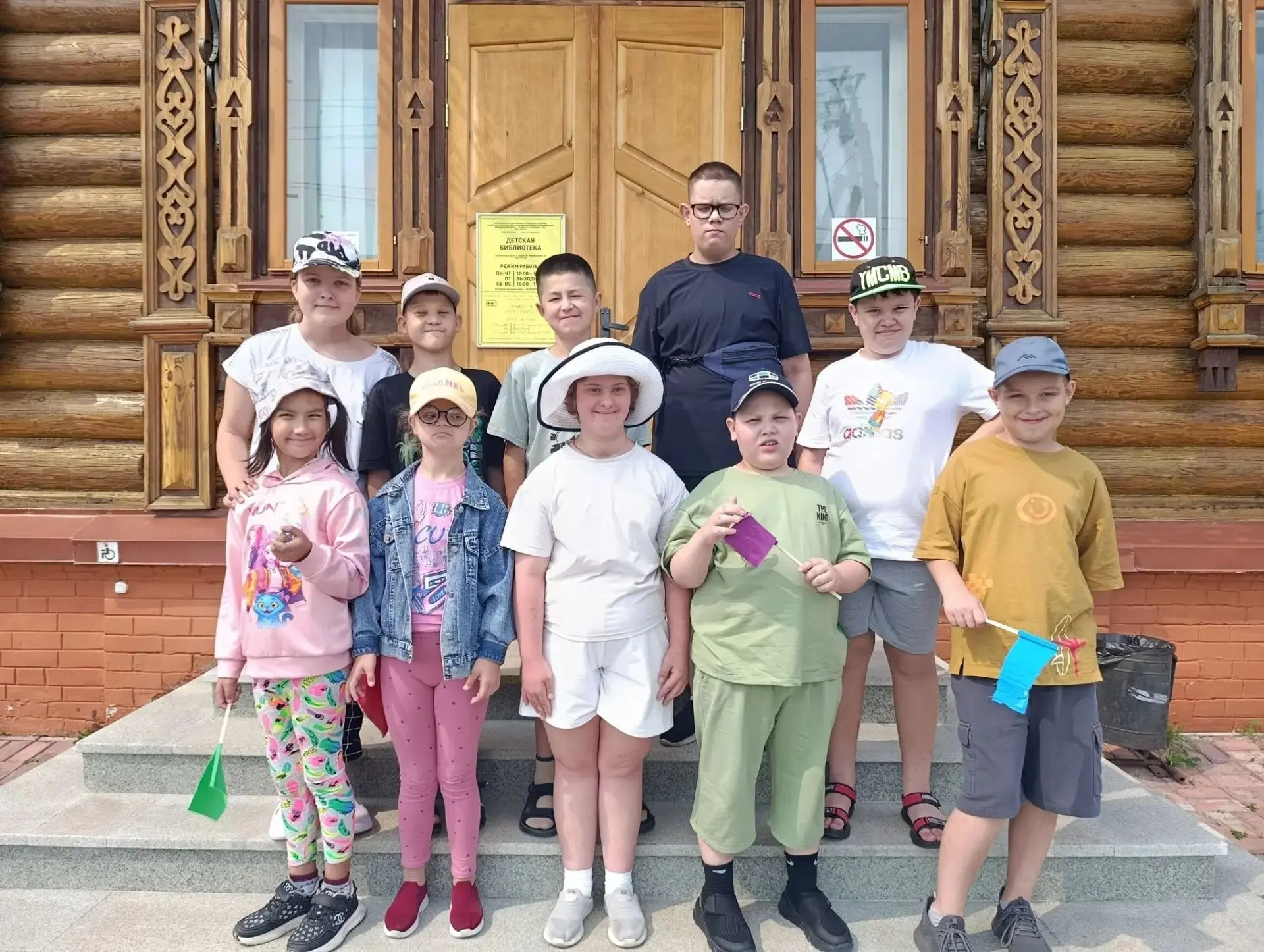 День второй. "ПО МЕСТАМ ЧЕРКЕССКОЙ НАРОДНОСТИ". 
Второй день смены "Остров Буян" пролетел на одном д