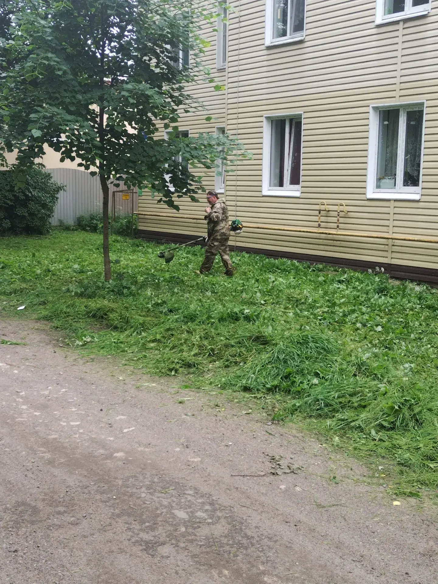 Покос травы в 7 микрорайоне 🌿🏡