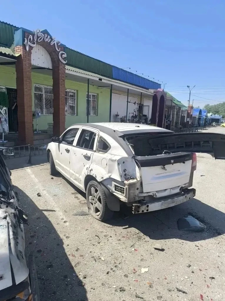ВСУ ударили по центральному рынку в Сватово, есть пострадавшие
 
Вчера утром, в разгар выходного дня