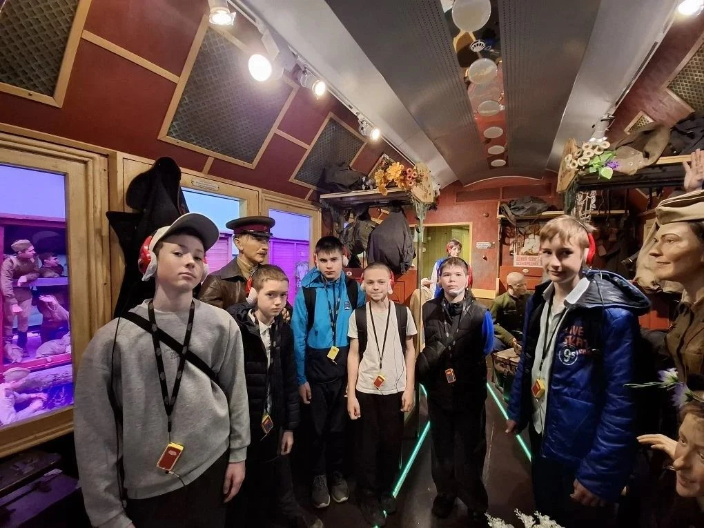6 «Л» класс побывал в «Поезде Победы».
Сегодня 13.05.2026г. 6 «Л» класс совершил незабываемое путеше