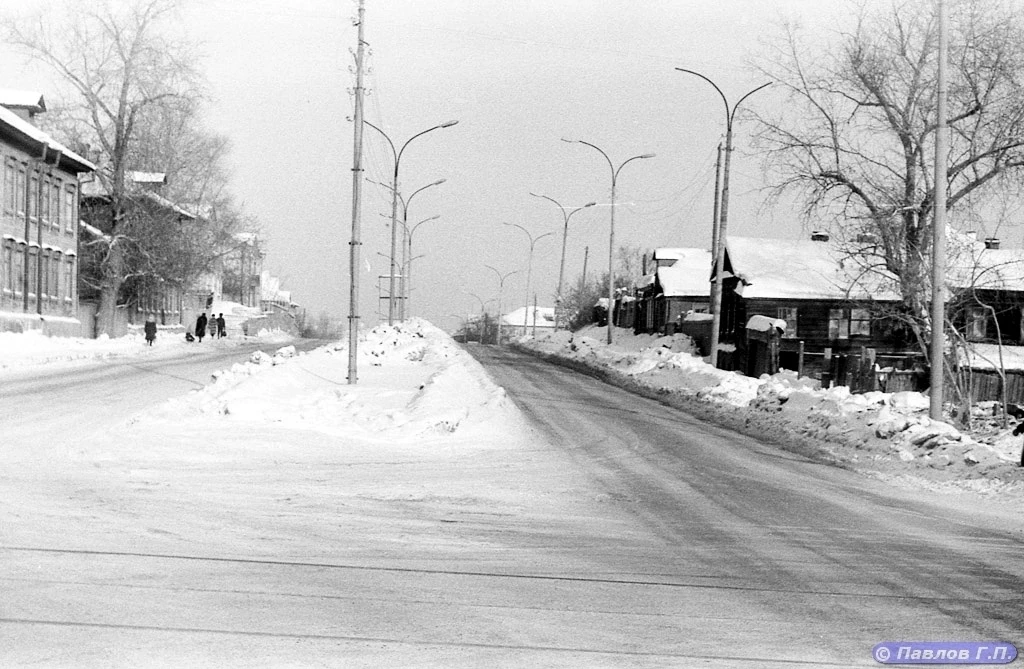 Улица Московская от Радищева к улице Малышева в 1979 году. Улица ещё без трамвайных путей.
