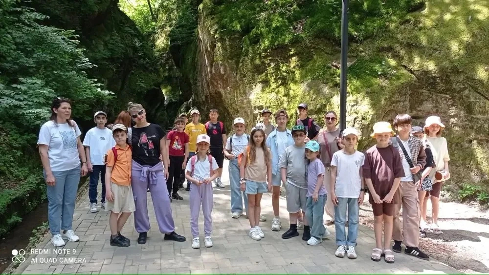 🗓 7 июня — познавательная поездка учащихся 5‑Г класса в Горячий Ключ!

Ученики 5‑Г класса вместе с 