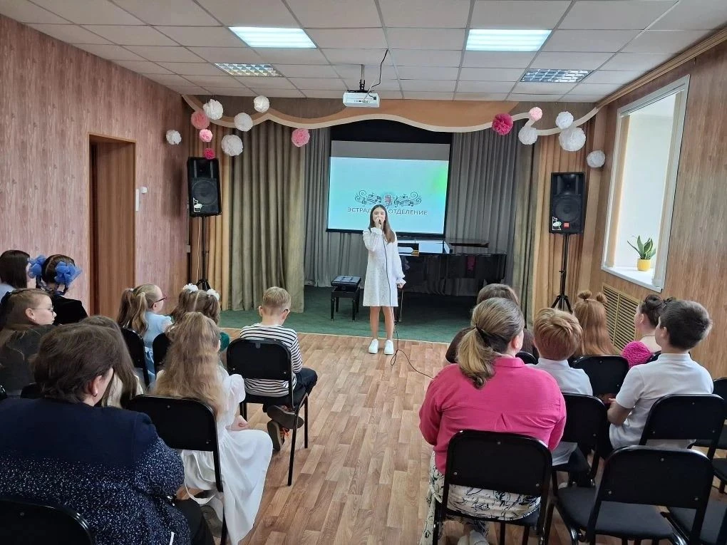🎶👏🎤В Тарской детской школе искусств прошёл зачёт на музыкальном отделении у ребят, которые занима