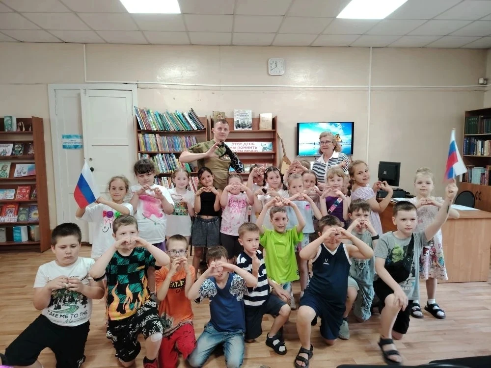 ЛЕТНИЙ ЛАГЕРЬ | ШКОЛА № 90

☀️ Школьный летний лагерь встретил ещё один яркий и насыщенный день!

🥣