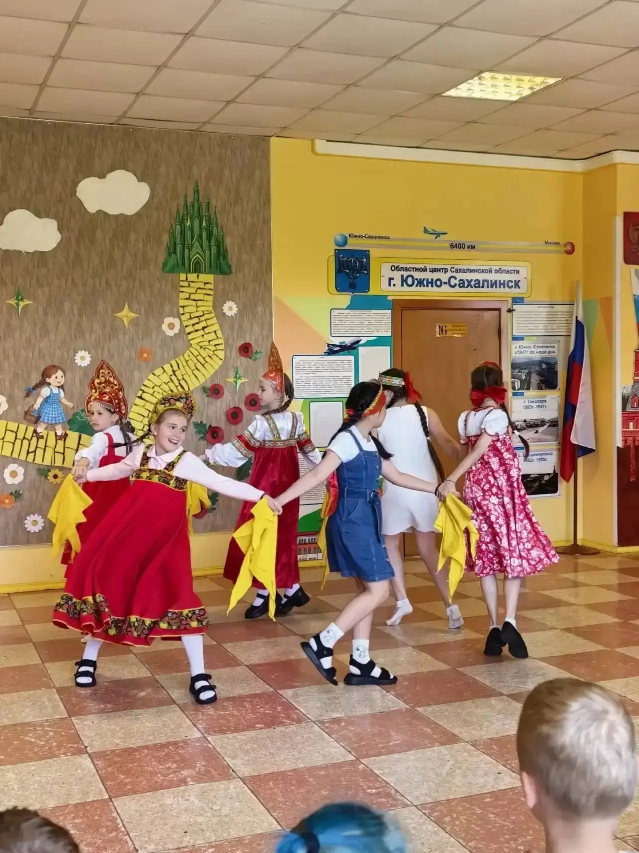 💃 Танцы, которые объединяют!

Наши Орлята талантливы во всём! Вчера в лагере «Орлята Сахалина» прош