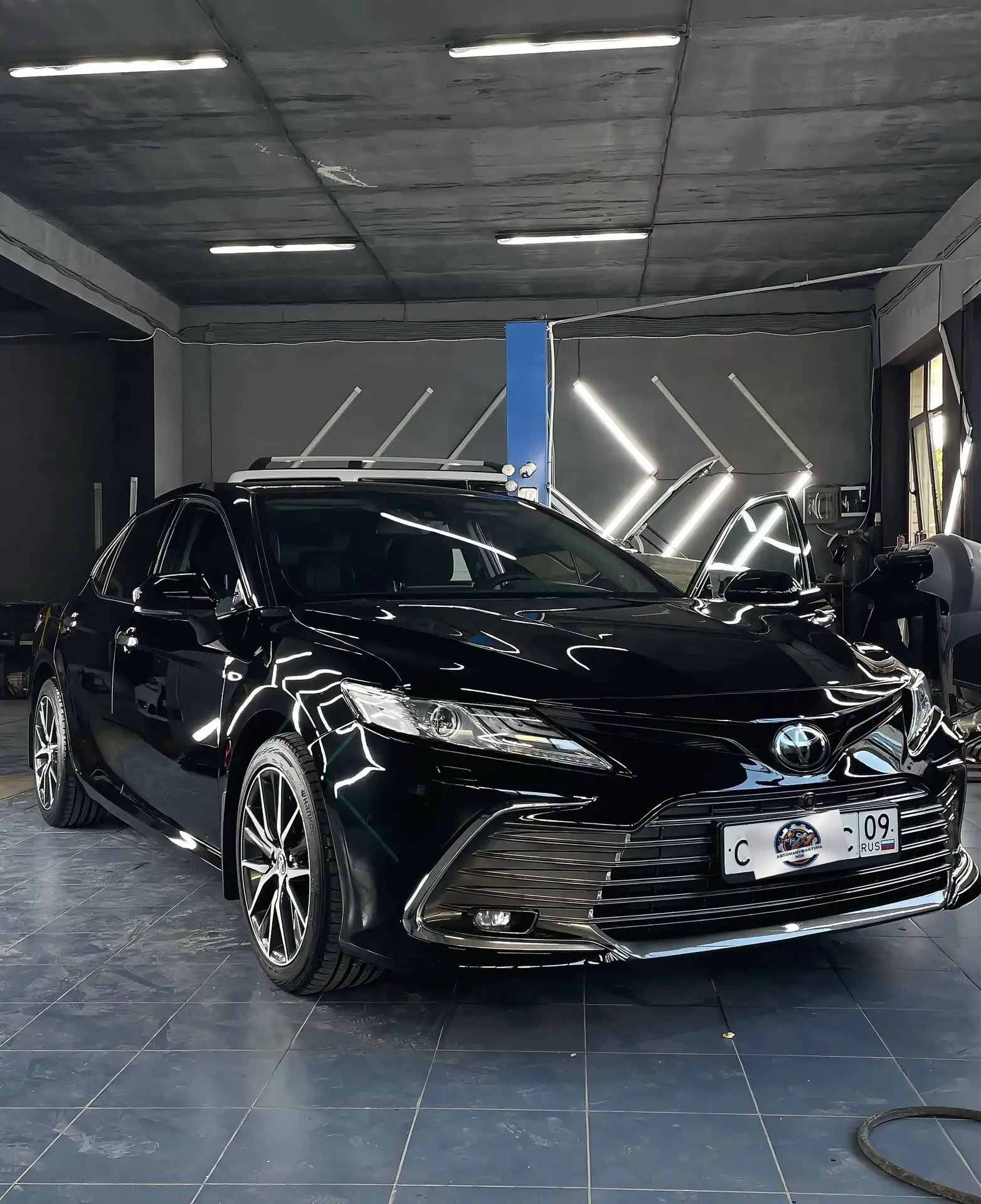 Toyota Camry🔥
Полировка
Керамика
Химчистка
Перекрас бампера
Фары вышкурили отполировали и заброниро