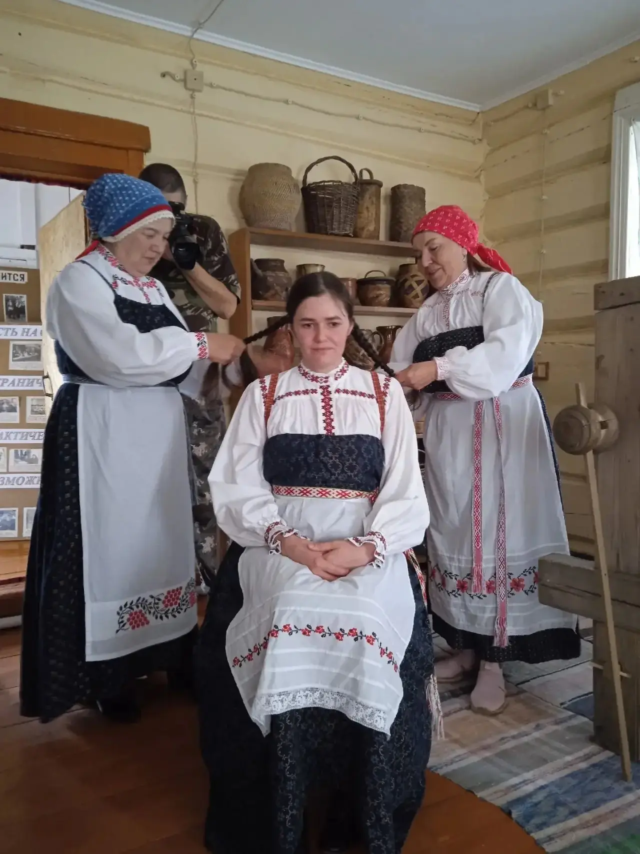 + 1 этнографическое открытие!

В Коми-Пермяцком округе продолжается работа этнографической экспедици