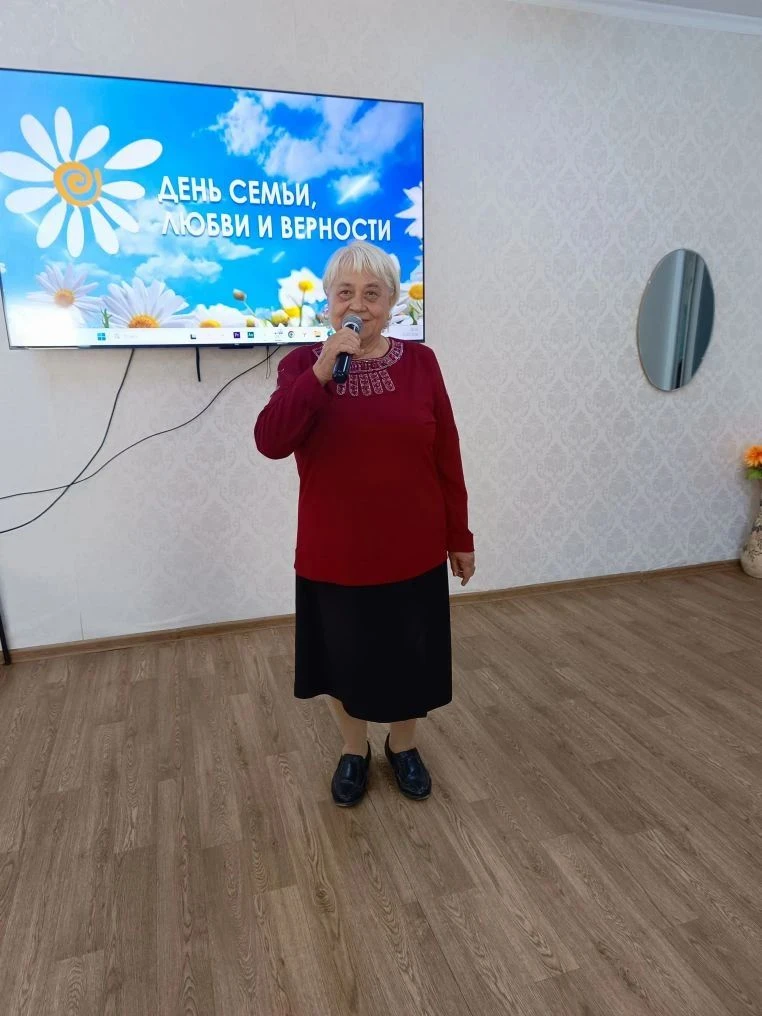 ‎Сегодня в канун Дня семьи, любви и верности в КДЦ «Современник» состоялось чаепитие клуба «Добрые в
